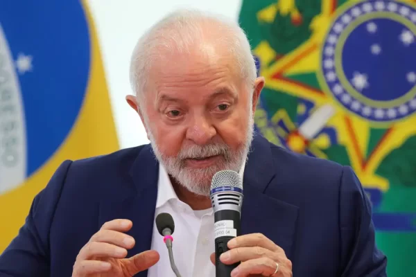 Lula sanciona lei que reforça proteção a crianças e intensifica combate ao Bullying e Cyberbullying