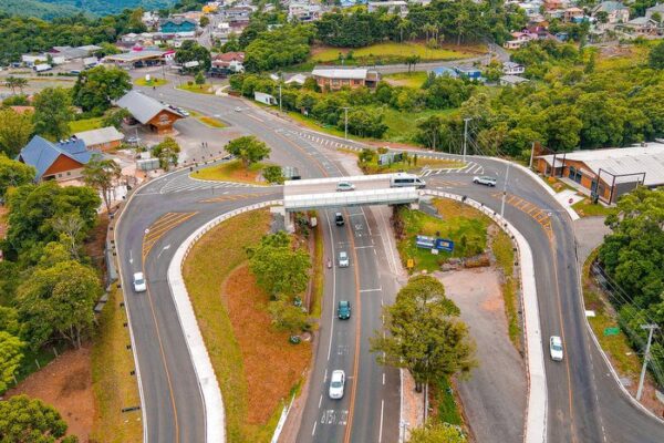 Novo viaduto da RS-115 em Gramado é inaugurado