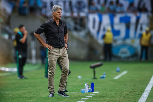 Renato Portaluppi rebate fala de presidente do Inter: “Ouvi falar dele quando chegava a conta do vidraceiro no Beira-Rio”