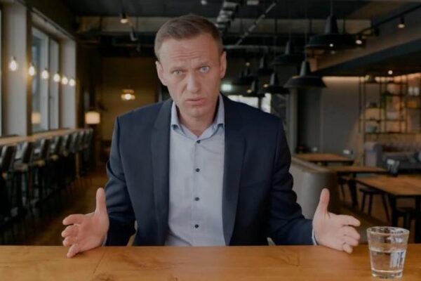Morte de Alexei Navalny levanta preocupações sobre direitos humanos na Rússia e gera repercussão internacional