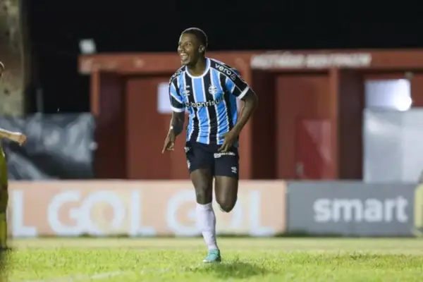 Grêmio renova o contrato de jovem destaque da Copa São Paulo