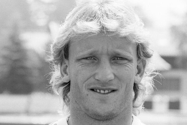 Andreas Brehme, herói da Copa do Mundo de 1990, morre aos 63 anos
