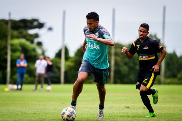 Próximo do clássico contra o Caxias, atacante do Juventude afirma que equipe vai jogar como ‘clube de Série A’