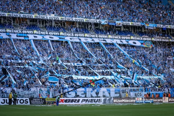 Grêmio anuncia contratação de Diego Costa