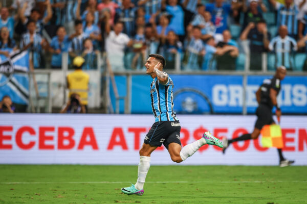 Grêmio recebe sinalização que Cristaldo deve ser convocado para a Copa América pelo Paraguai