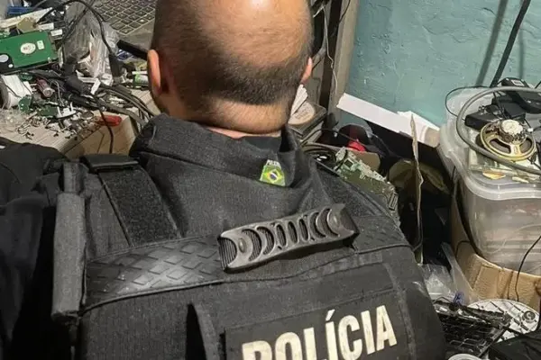 Polícia Civil prende suspeitos de armazenamento de pornografia infantil em Rio Grande e Viamão