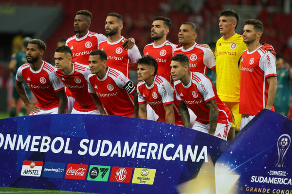 Empate sem gols na Sul-Americana desencadeia reuniões entre membros do Inter e torcidas organizadas