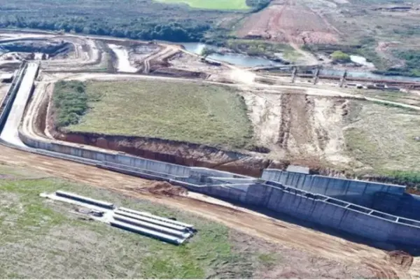 Governo do Estado promete conclusão de barragens do Taquarembó e Jaguari até 2026