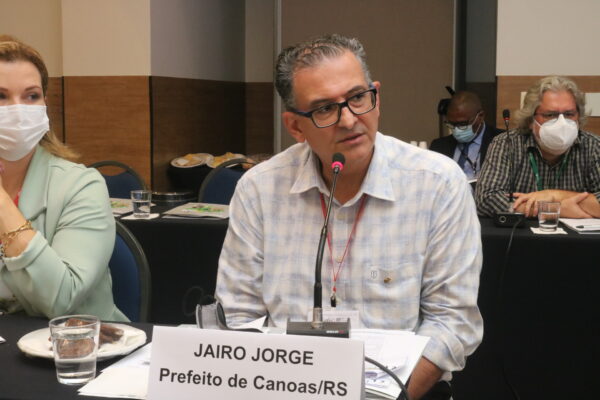 STJ autoriza que Jairo Jorge retome suas funções como prefeito de Canoas