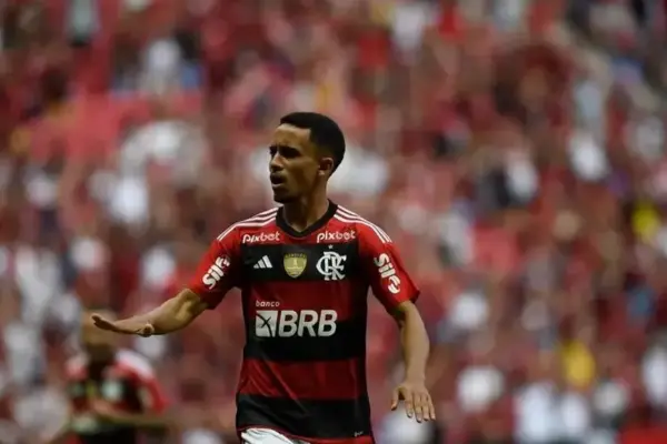 Jogador do Flamengo é assaltado ao sair do Maracanã após conquistar o Campeonato Carioca
