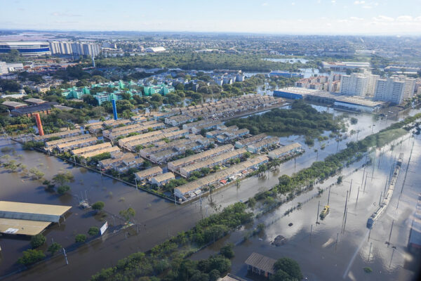 Governo do Estado anuncia R$ 86 milhões em investimentos para habitação de vítimas das enchentes