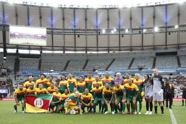 “Futebol Solidário” na globo tem recorde de audiência e arrecada R$ 26 milhões para o RS