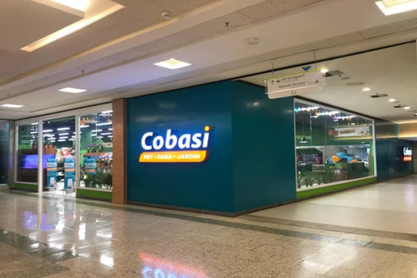 Defensoria ajuíza ação contra Cobasi por animais mortos em lojas em Porto Alegre