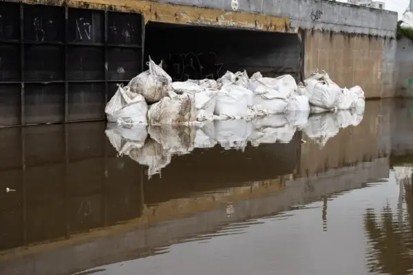 Justiça exige que prefeitura de Porto Alegre apresente plano de ação para áreas afetadas por enchentes