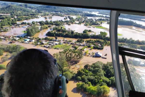 Nova evacuação é ordenada em Cruzeiro do Sul devido ao risco de desmoronamento