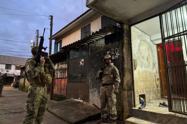 Dez pessoas são presas em operação contra crimes dolosos contra a vida em Porto Alegre e Região Metropolitana