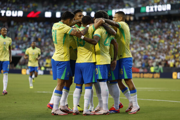 Seleção Brasileira deve disputar jogo das Eliminatórias em Porto Alegre