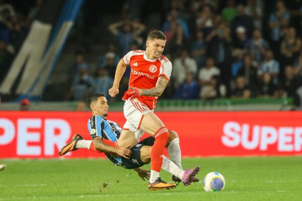 Lucca tem lesão muscular confirmada e desfalca o Inter