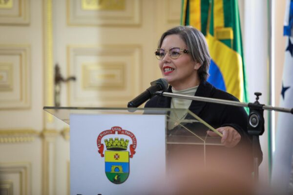 Ex-secretária de Educação de Porto Alegre é alvo de nova investigação da PF