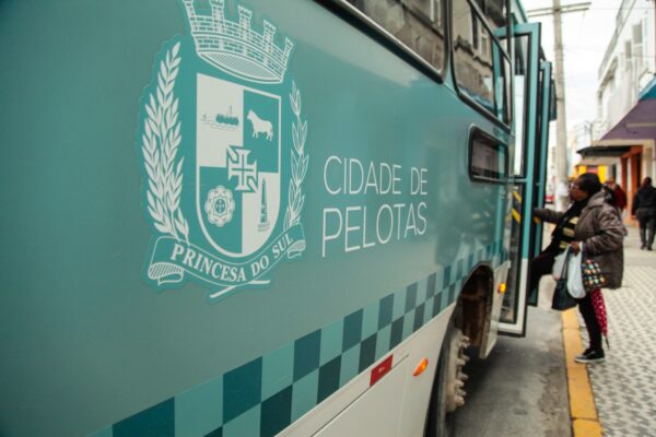 Linha de ônibus direto para a Fenadoce é implementada