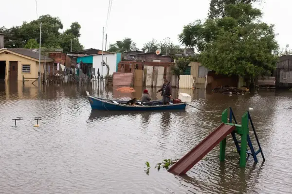 Programa Força Pelotas, com medidas para enfrentar os efeitos das enchentes, é sancionado