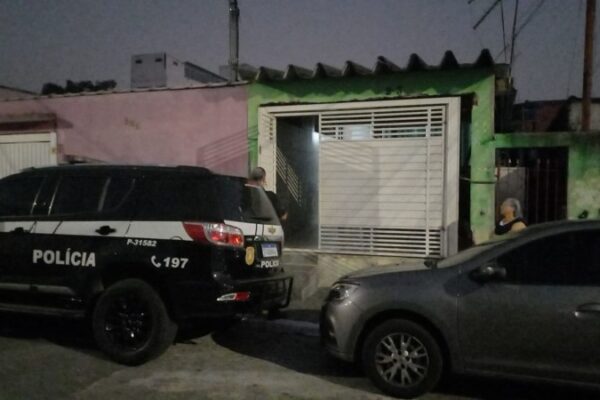 Polícia prende em SP responsáveis por golpes envolvendo venda de água durante as enchentes do RS