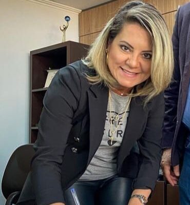 Eleições 2024: Adriane Rodrigues deve confirmar nesta segunda-feira se aceita ser vice de Perondi