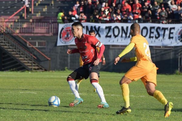 Jacsson e Araújo serão ausência na partida de volta diante do Brasiliense pela Série D