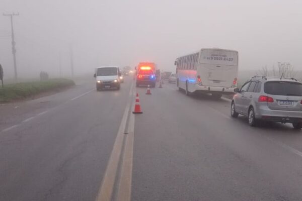 Homem morre após ser atropelado por caminhão na BR-392, em Rio Grande