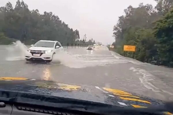 Temporais no RS deixam 865 pessoas desalojadas