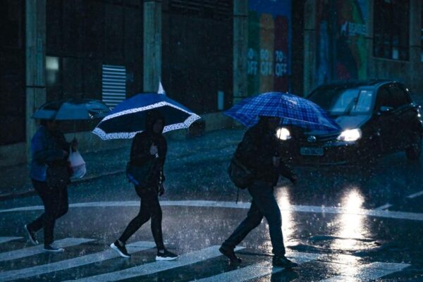 Inmet emite novos alertas de fortes tempestades e ventos intensos para o RS