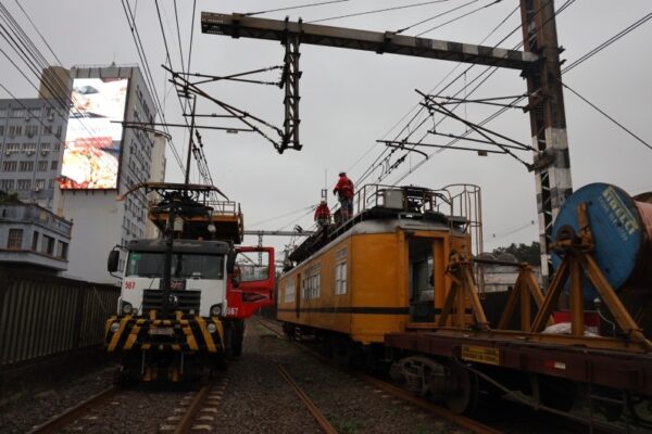 Trensurb adquire novos disjuntores e encaminha retorno de operações entre as estações Canoas e Farrapos