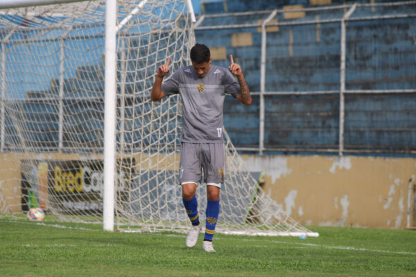 Lesionado, Vitor Gonçalves tem vínculo renovado com o Pelotas