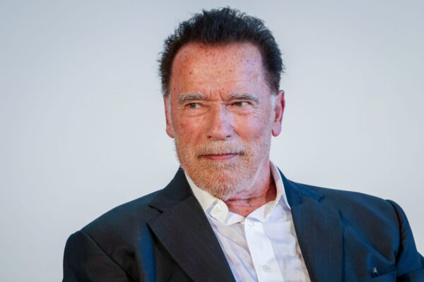 “Pra eles é apenas um jogo”: Arnold Schwarzenegger, ex-governador republicano, declara apoio a Kamala Harris