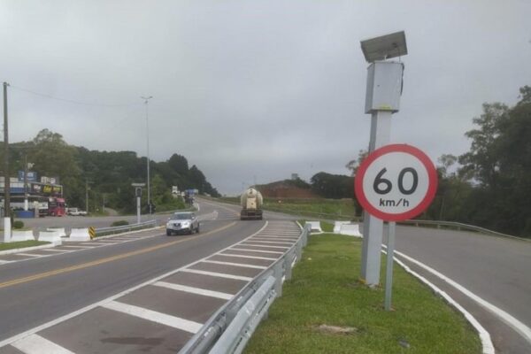 Novos radares e controladores de velocidade começam a operar na Serra Gaúcha e Vale do Caí